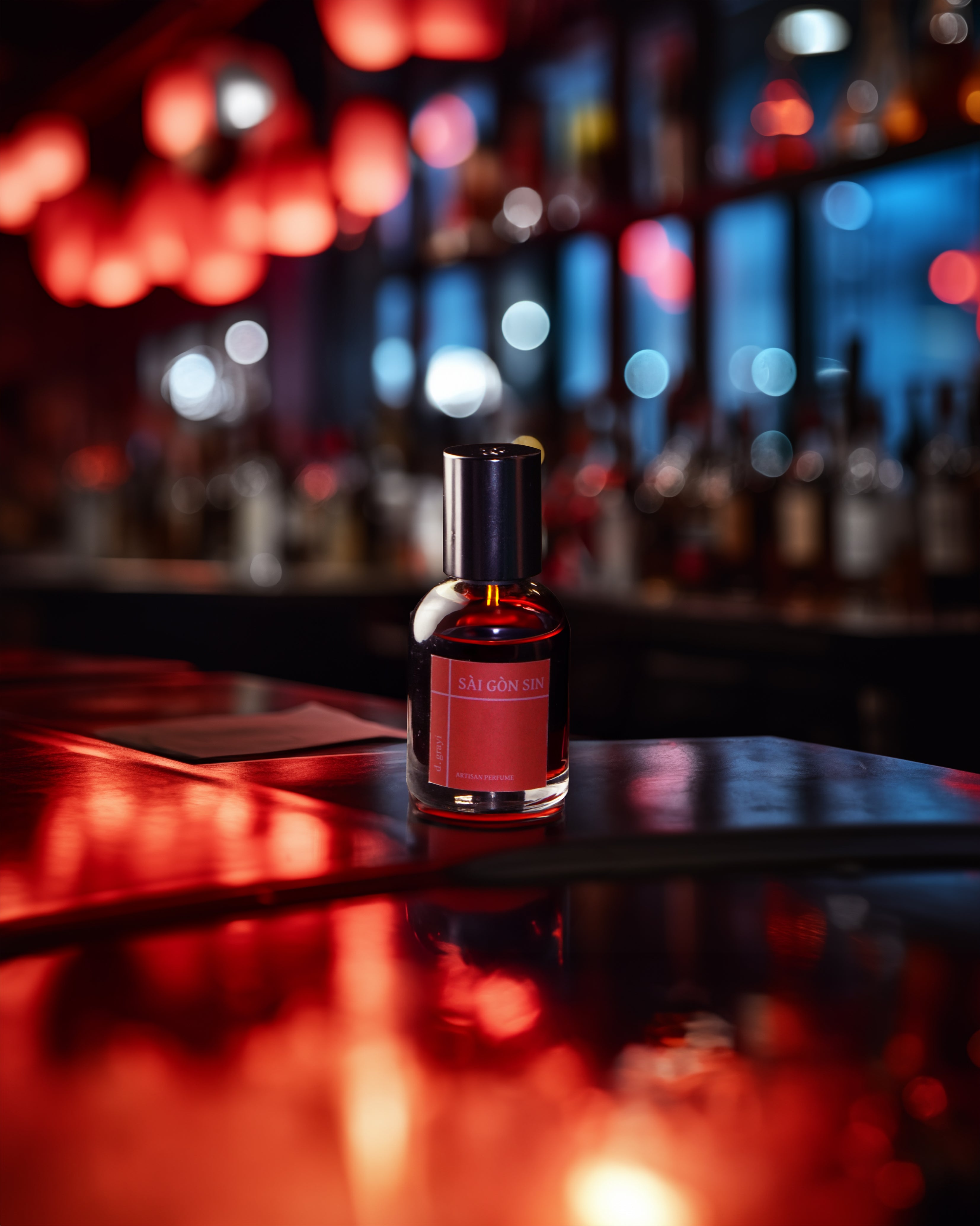 Sài Gòn Sin (Cinnamon, Oud & Tobacco) - lv1 studio